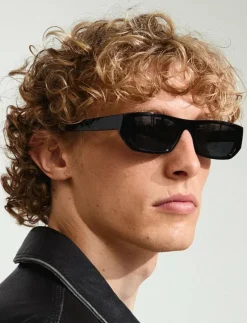 AINSLEY sunglasses black - Fyrkantiga