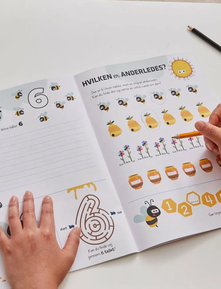 Aktivitetsbog Lær Tal med Wacky Wonders Bondegårdsdyr - 123 (DK) - Pedagogisk barnbok