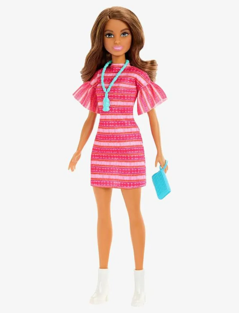 and Teresa Recipe for Friendship Teresa Fashion Doll in Signature Outfit with Accessories - Dockor