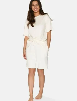 Astrid Bermuda Shorts - Shorts