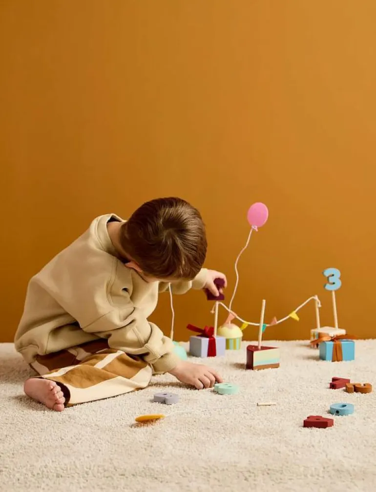 Birthday table decoration KID'S HUB - Dekorationsdetaljer