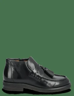 Boots - Loafers