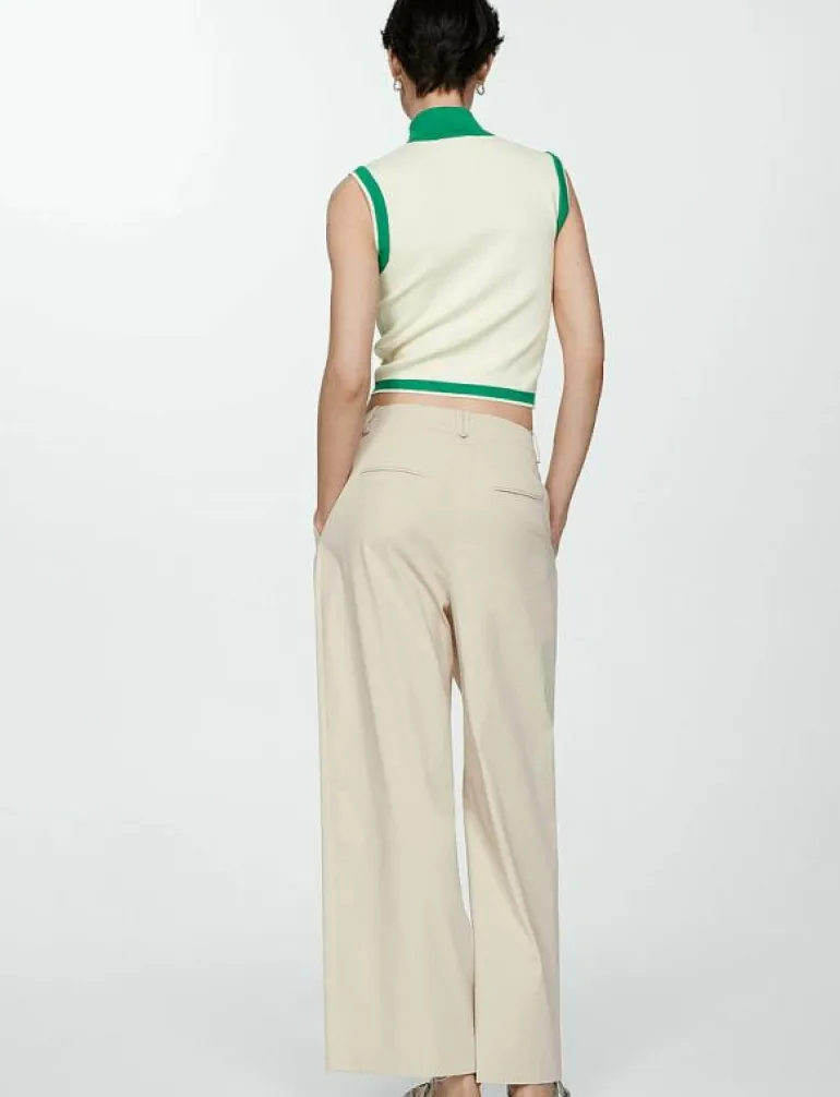 Buttoned round-neck cardigan - Stickade västar