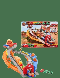 Cars 1:55 Playsets & Haulers CARS FALL 2025 MEDIA DRIVER PLAYSET - Bilbanor