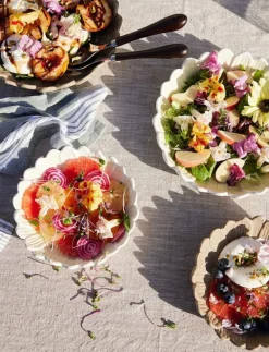 Dagny deep plate small - Serveringsfat & Uppläggningsfat