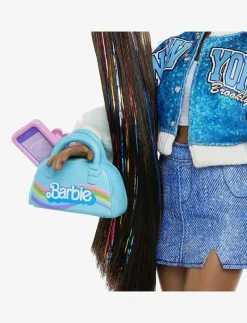 Dream Besties “Brooklyn” Fashion Doll with 8 Video & Music Themed Accessories - Dockor