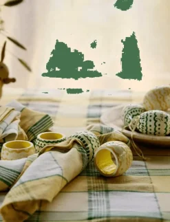 Easter Napkin Ring in Wood (Set of 4) - Servettringar & Servettställ