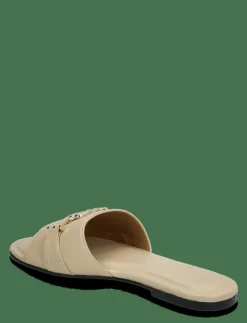 Emberlyn_Slid10_VCHB - Sandaler