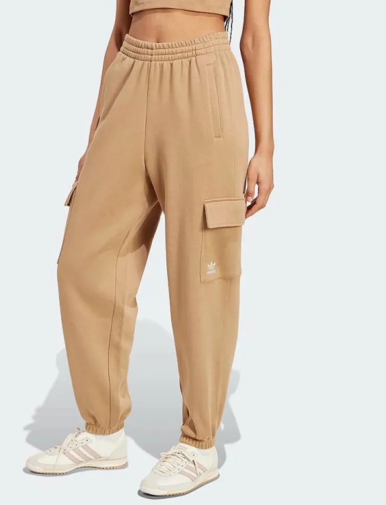ESS CARGO PANTS - Sweatpants