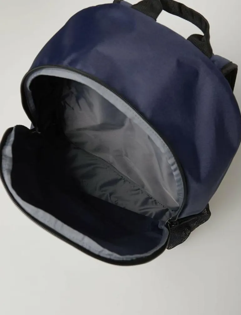 Essential Backpack - Ryggsäckar