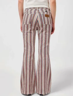 FIERCE FLARE - Utsvängda jeans