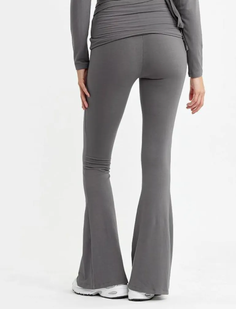 FOLDING WAISTBAND FLARE - Byxor