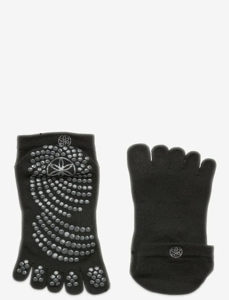 GAIAM GREY GRIPPY YOGA SOCKS - Yogastrumpor