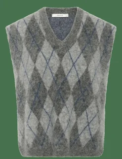 GZsasi vest - Stickade västar