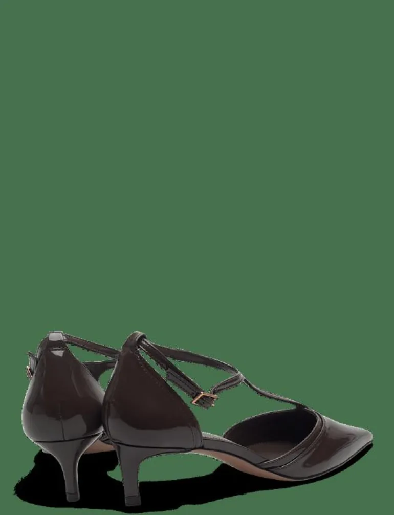Kitten-heel patent leather shoes - Pumps