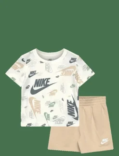 KS-KNIT SHORT SET - Set med kortärmad t-shirt
