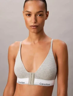 LIGHTLY LINED TRIANGLE - Bralette