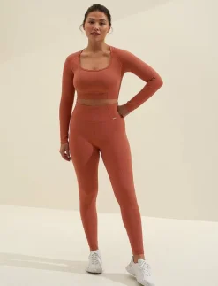 Luxe Seamless Crop Long Sleeve - Crop tops