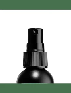 MAKE UP SETTING SPRAY - DEWY FINISH/LONG LASTING - Ansikte