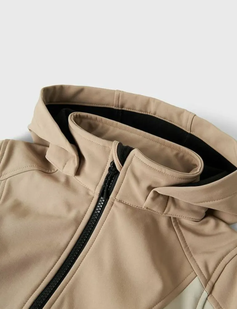 NKNALFA08 SOFTSHELL JACKET BLOCK FO - Jackor