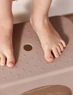 Rabbit Step Stool - Barnpall