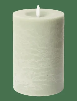 Rustic finish LED pillar candle - Dekoration