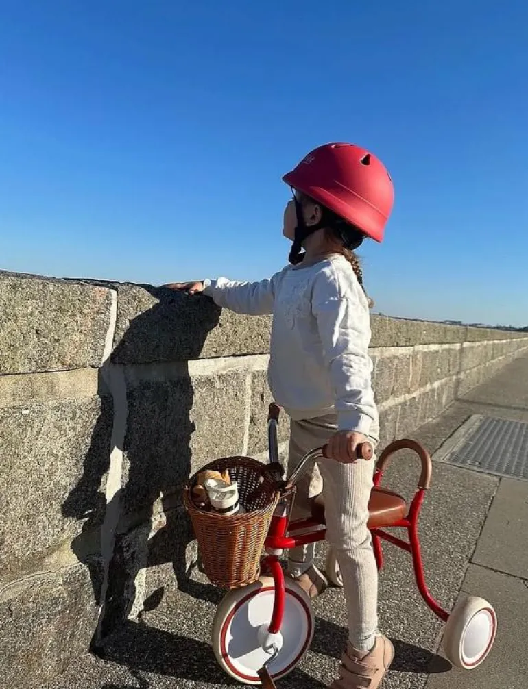Safety Helmet - Berry - S (51-54 cm) - Hjälm och Skydd