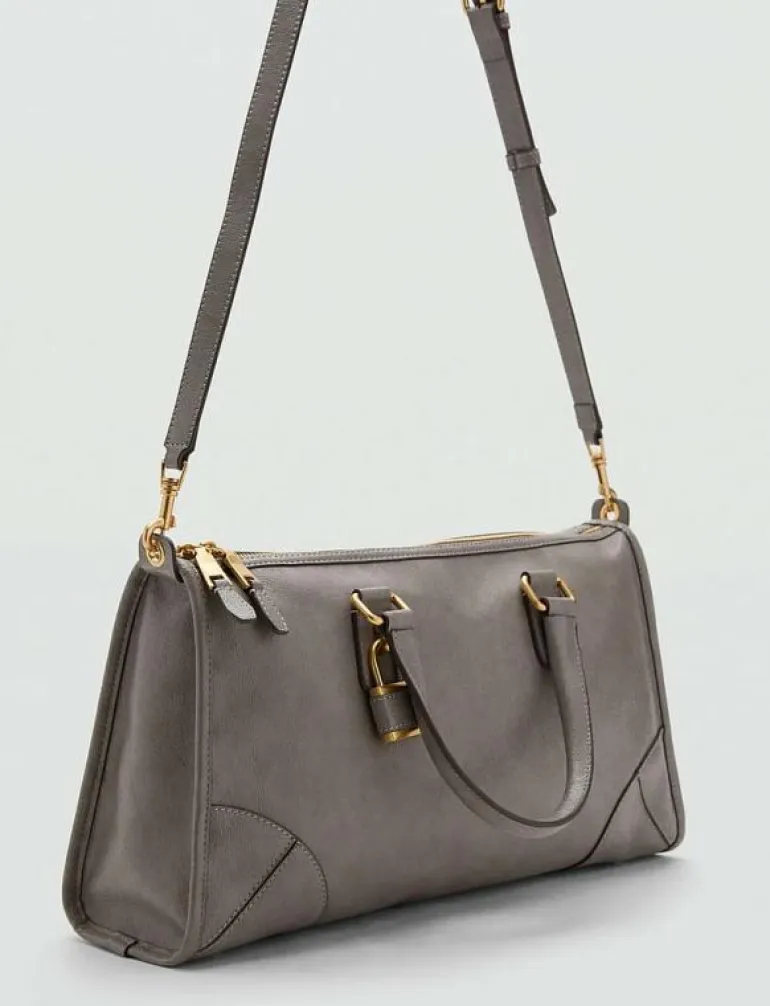 Shiny handbag with handles - Handväskor