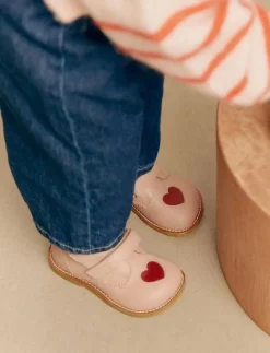 Shoes - flat - with velcro - Stövlar & Kängor