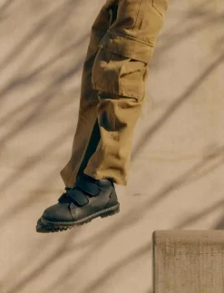 Shoes - flat - with velcro - Stövlar & Kängor