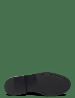 Shoes - Loafers