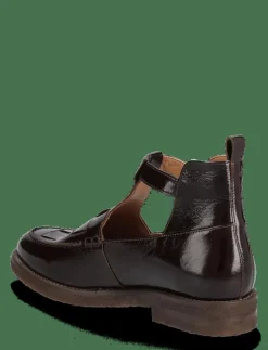 Shoes - Loafers