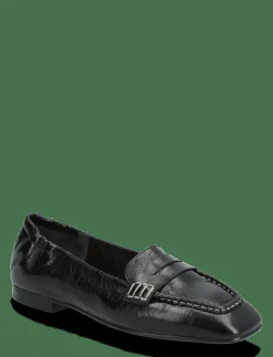 Shoes - Loafers