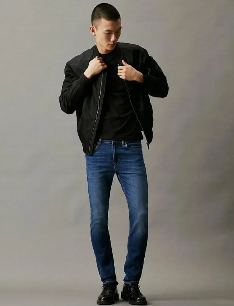 SLIM TAPER - Slim jeans