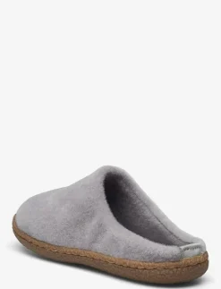 Slippers - Inneskor