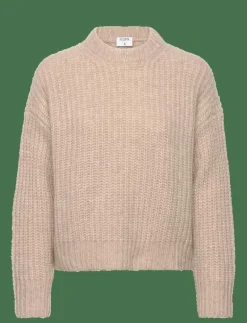 Soft Alpaca Sweater - Stickat