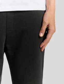 Straight Leg Jogger - Joggingbyxor