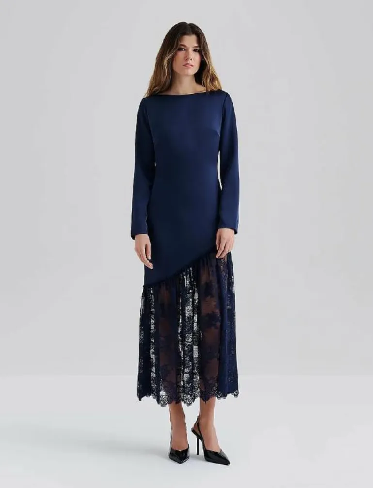 Suki Diagonal Cut Lace Midi Dress - Midiklänningar