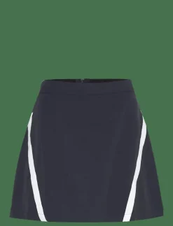 SWIFT SKORT - Skorts