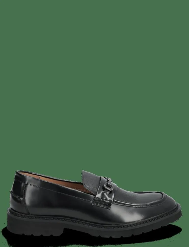T51 2630 - Loafers