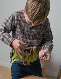 TOOL BELT WOOD IN GIFT BOX 15 PARTS - Leksaksverktyg
