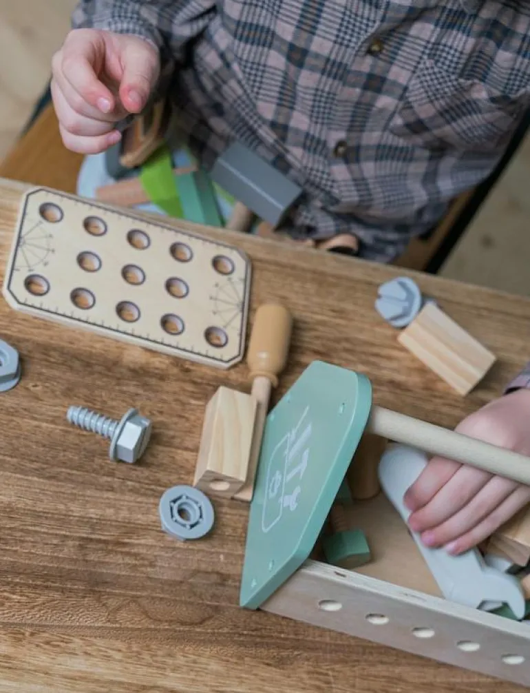 TOOL BOX WOOD IN GIFT BOX 26 PARTS - Leksaksverktyg