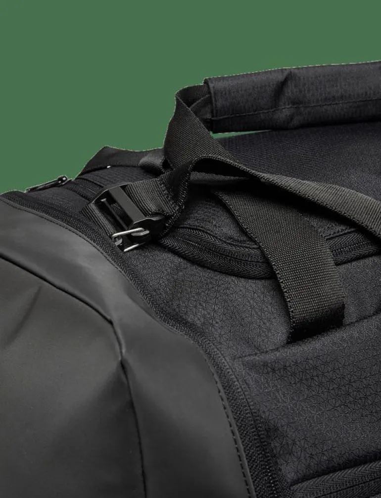 TR DUFFLE M - Gymväskor