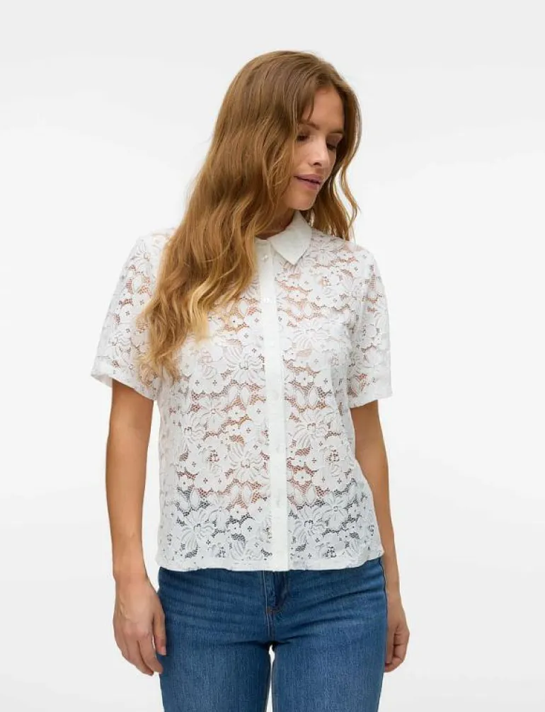 VMHONEY LACE SS SHIRT WVN GA - Kortärmade skjortor