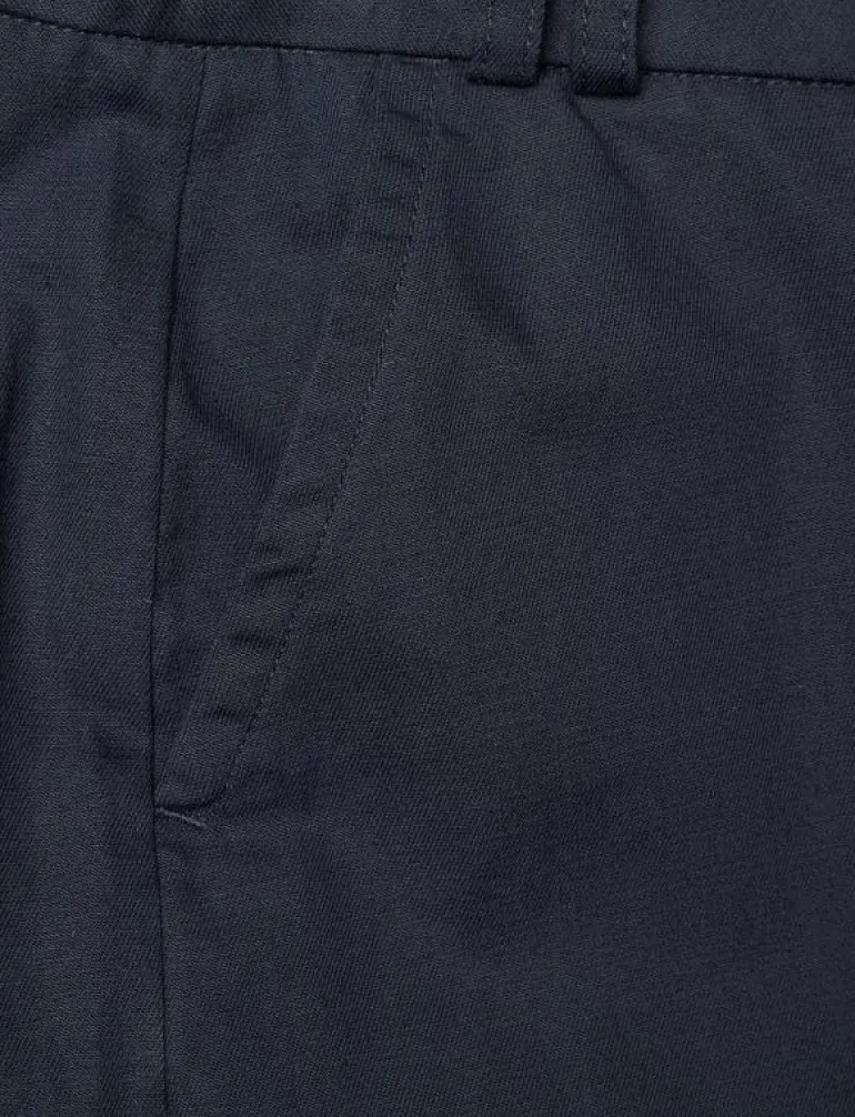 W CLASSIC TWILL SHORT - Friluftsshorts