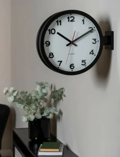 Wall clock New Classic Double Sided white - Väggklockor